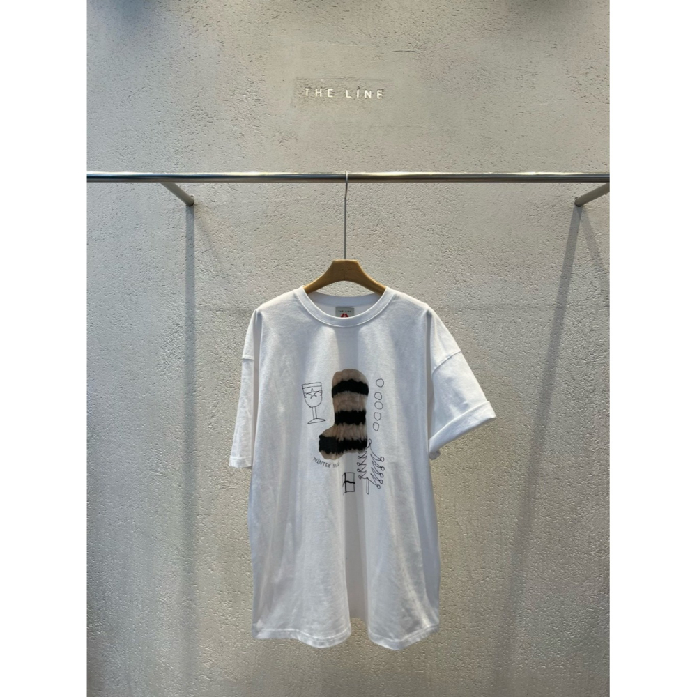 韓國女裝 Theline 毛皮靴繪圖示短袖落肩棉T-細節圖3