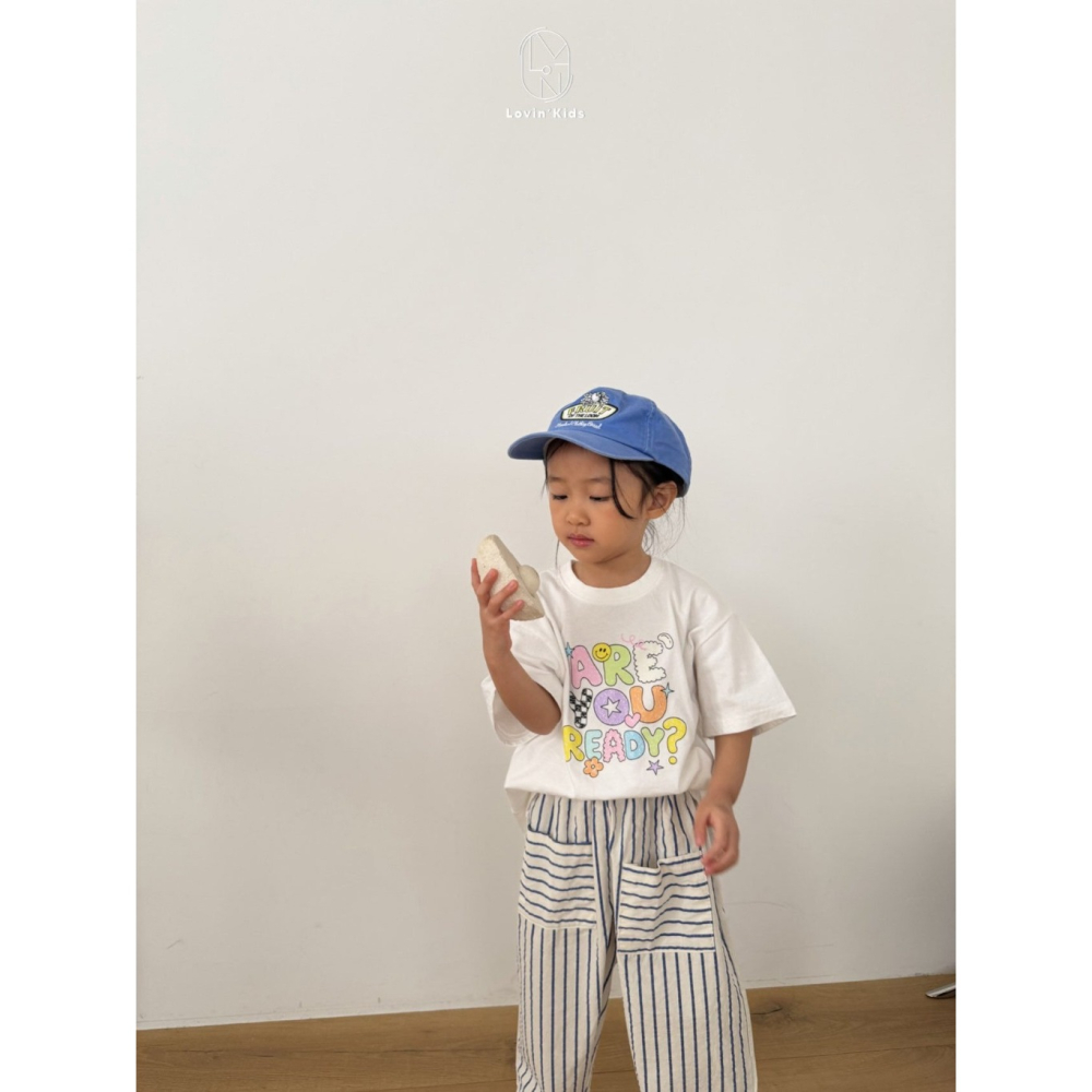 正韓童裝 Lovin 準備好了嗎彩色字母短T-細節圖6