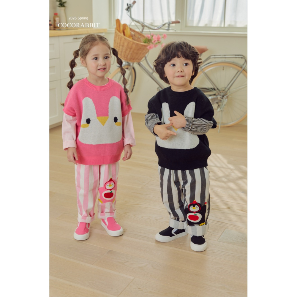 正韓童裝  COCO RABBIT 褲擺企鵝直紋褲-細節圖2
