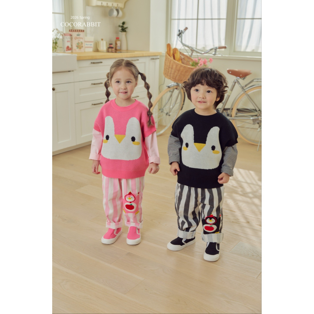 正韓童裝  COCO RABBIT 褲擺企鵝直紋褲-細節圖6