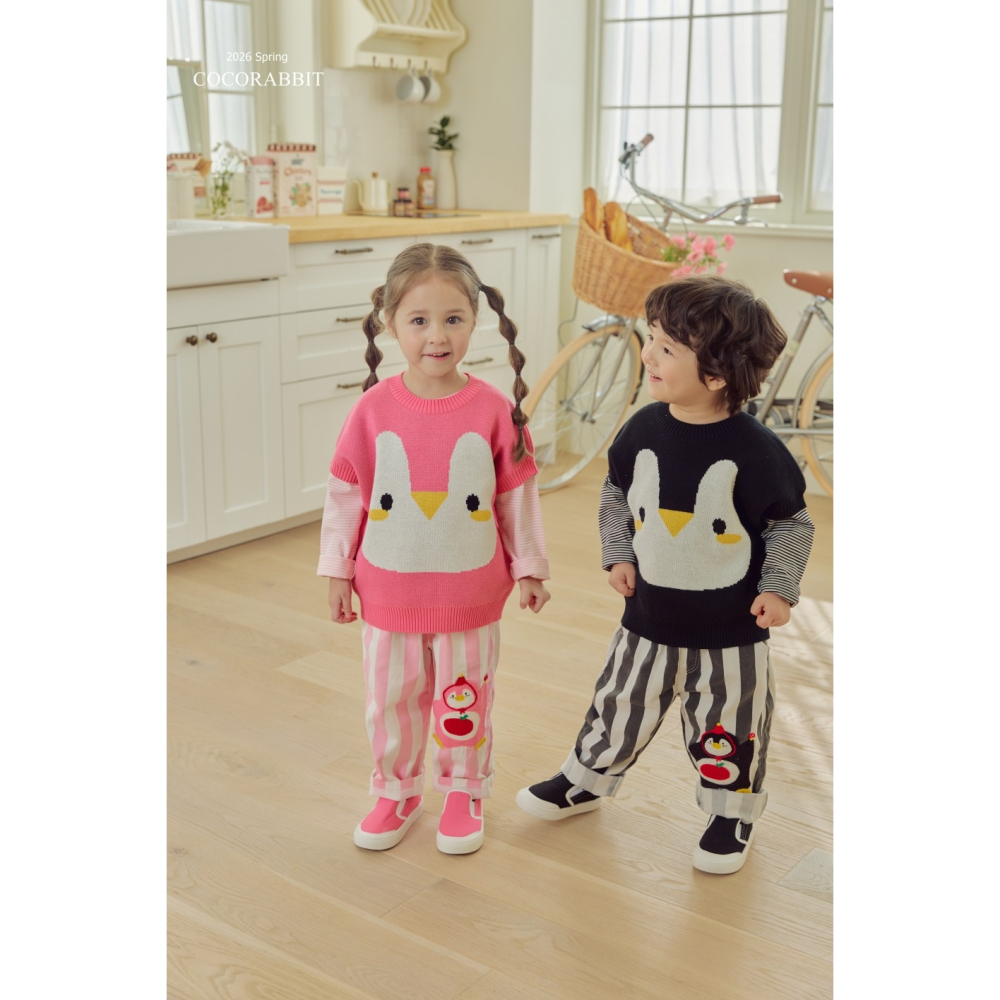 正韓童裝  COCO RABBIT 褲擺企鵝直紋褲-細節圖7