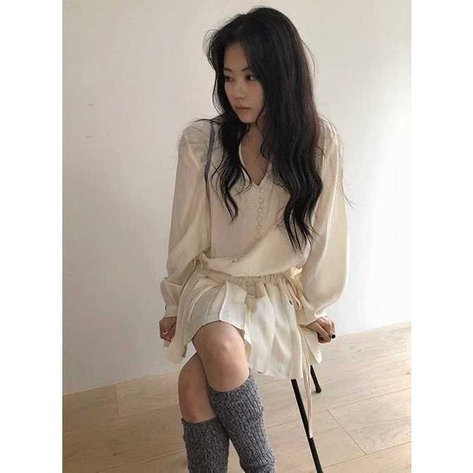 韓國女裝 Punch 波西米亞溫柔造型排釦簍空綁帶長袖上衣 短裙-細節圖8