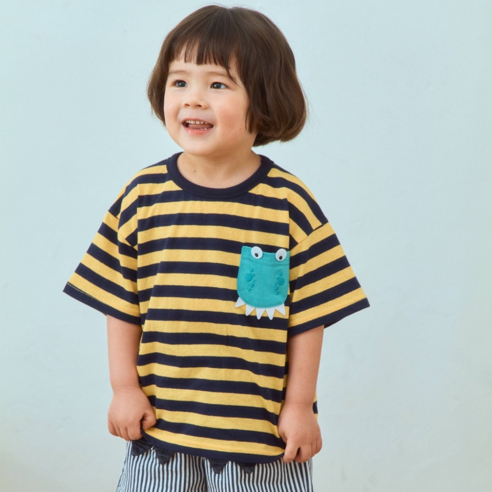 正韓童裝 1stblue 條紋鱷魚小口袋上衣-細節圖2