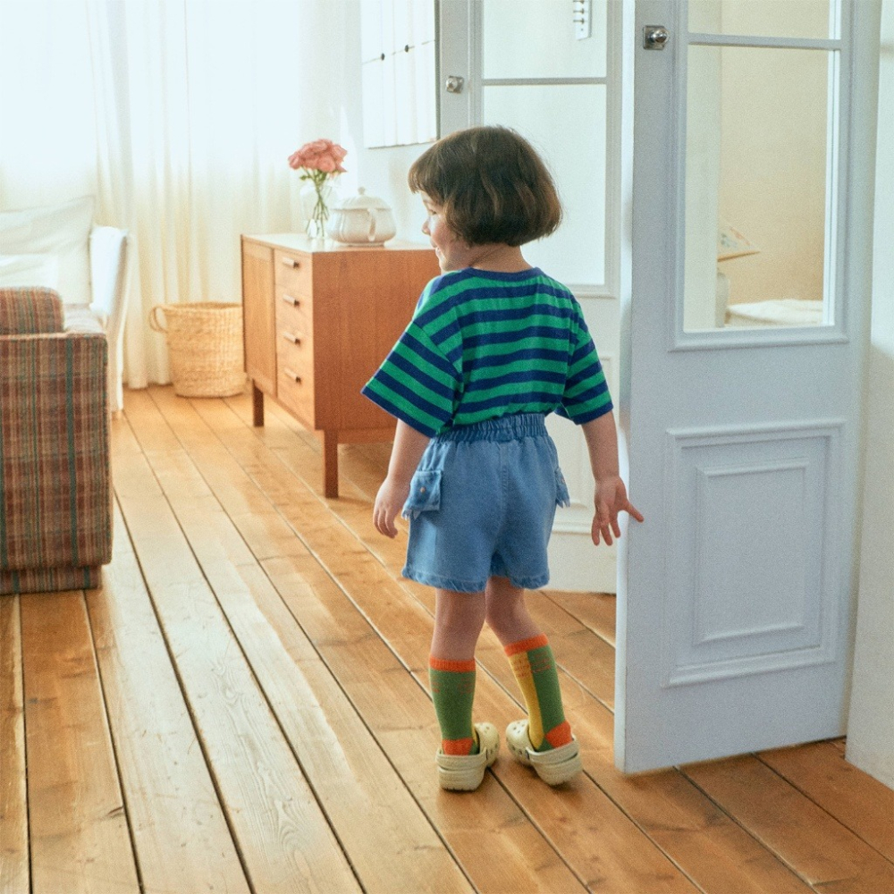 正韓童裝 1stblue 牙齒側口袋牛仔短褲-細節圖4