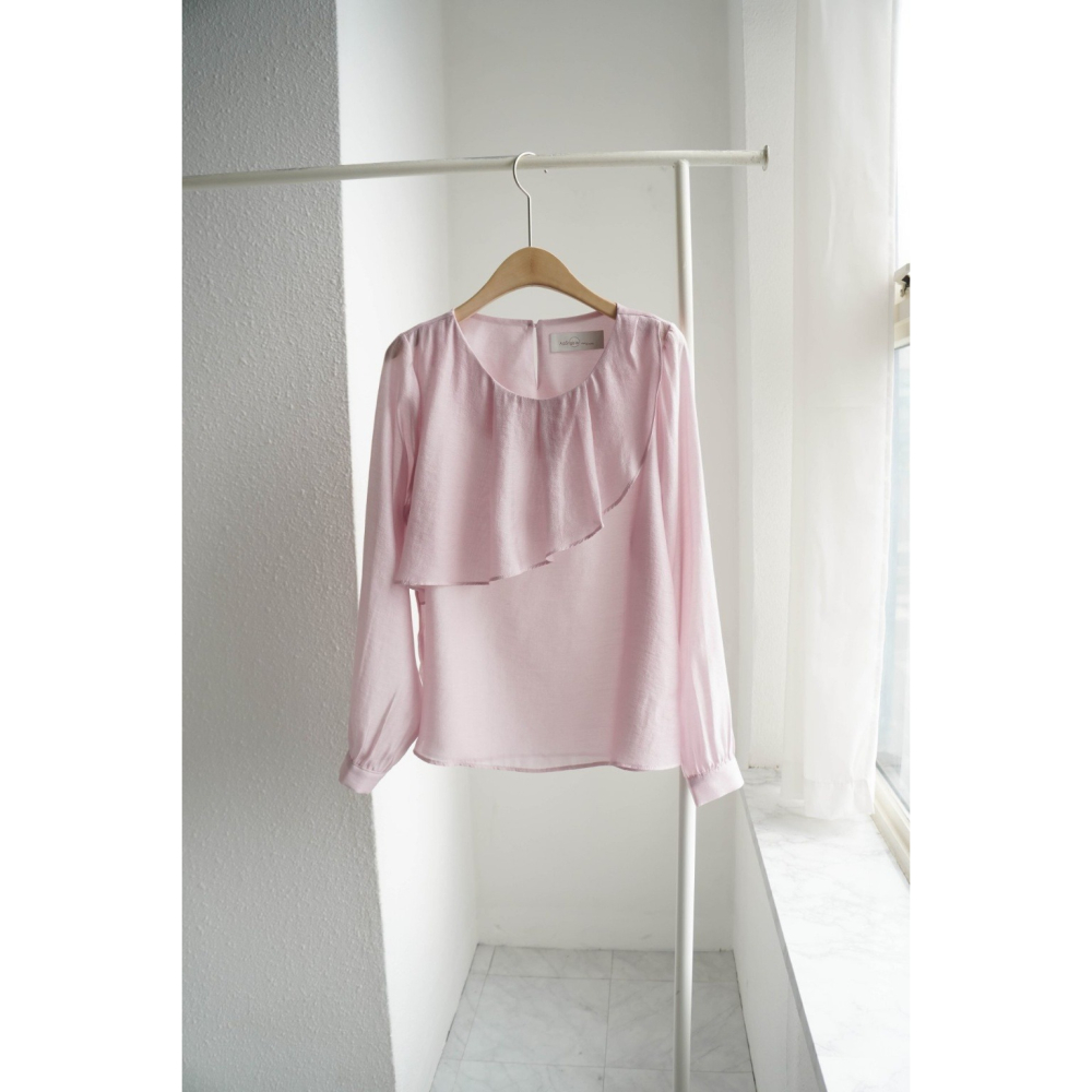 韓國女裝 Adorable 浪漫飄逸荷葉邊領雪紡上衣-細節圖2