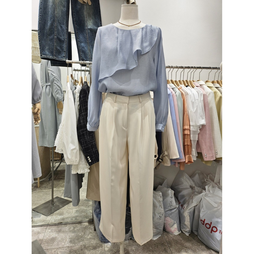 韓國女裝 Adorable 浪漫飄逸荷葉邊領雪紡上衣-細節圖10