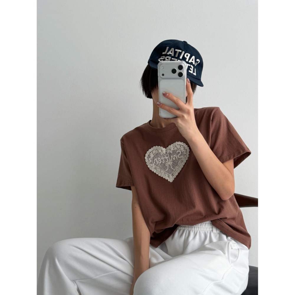 韓國女裝 蕾絲愛心圖騰上衣-細節圖3