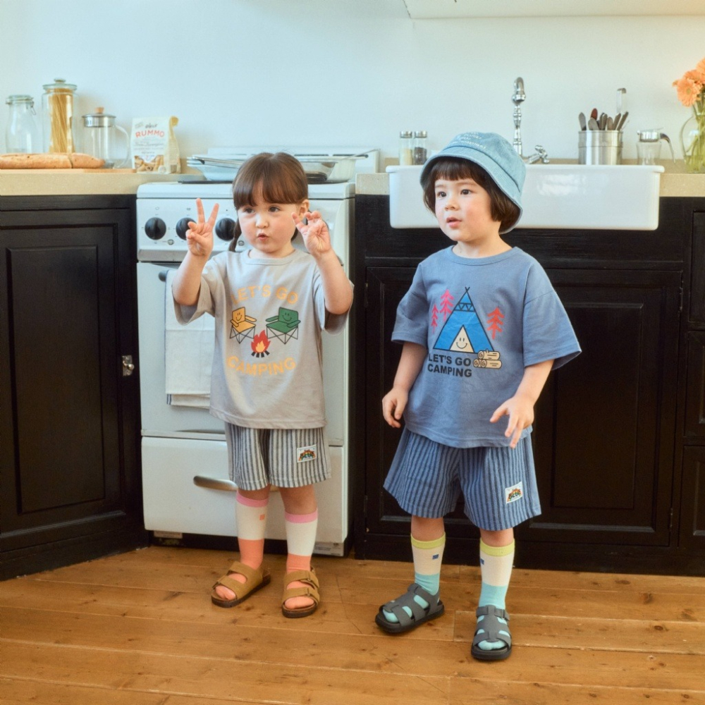 正韓童裝 1stblue 露營風格印花短袖T恤-細節圖3