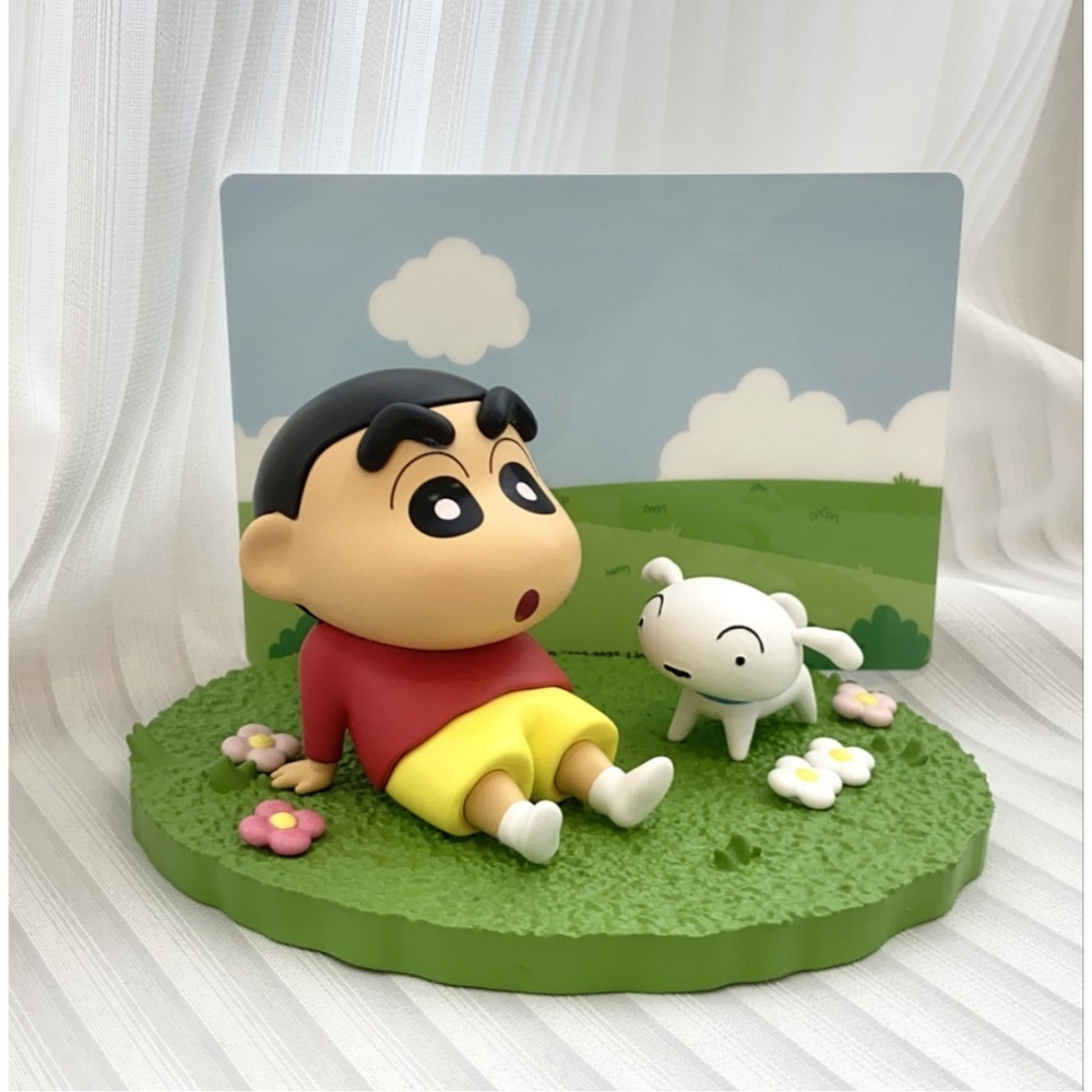 【樂融融】正版現貨 蠟筆小新 最新桌面擺件 全台獨家 桌面景盒 手機支架 新之助 睡衣小新 雨衣小新 公仔 擺件-細節圖6