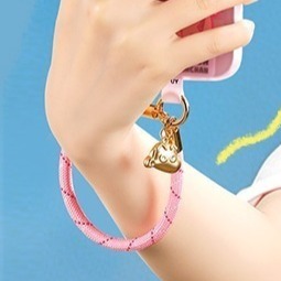 【現貨】正版 蠟筆小新 手腕掛繩 手機殼掛繩 吊繩 手機繩 手機吊帶 掛飾 手機掛繩 吊飾 新之助 樂融融-細節圖2