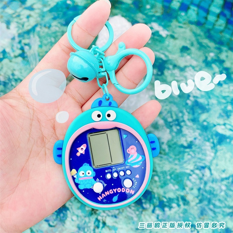 【冉紅】正版 三麗鷗 卡通人鱼汉顿 游戏機鑰匙扣 书包掛件 鑰匙链 吊飾 送禮-細節圖4