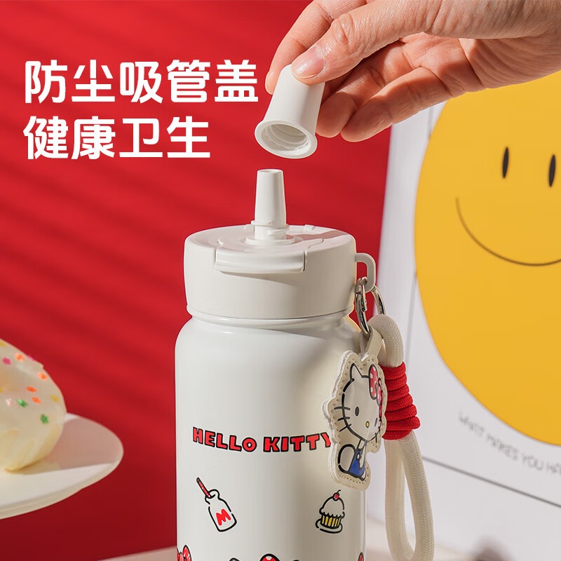 【杯具熊】正版 三麗鷗 吸管保溫杯款式 HELLO KITTY 保溫杯 保溫瓶 水杯 水壺 780ml 韓國品牌 送禮-細節圖3
