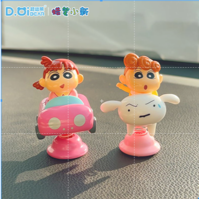 【超逗熊】正版現貨 蠟筆小新 搖搖樂 盲盒 車載擺件 機車 擺件 汽車 轎車 車內裝飾 新之助 動感小新 小葵 小白-細節圖2