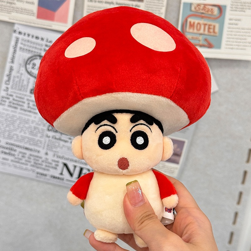 【漫貓】正版 蠟筆小新 红蘑菇毛絨掛件 可爱公仔玩偶包包掛件 卡通創意掛飾 吊飾 送禮-細節圖3