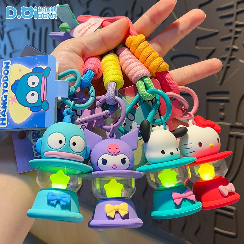 【冉紅】正版 三麗鷗 庫洛米 鑰匙扣 鑰匙圈 煤油小夜燈 卡通公仔 发光创意 书包 吊飾 掛件 送禮 美樂蒂-細節圖3