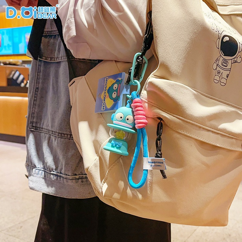 【冉紅】正版 三麗鷗 庫洛米 鑰匙扣 鑰匙圈 煤油小夜燈 卡通公仔 发光创意 书包 吊飾 掛件 送禮 美樂蒂-細節圖4