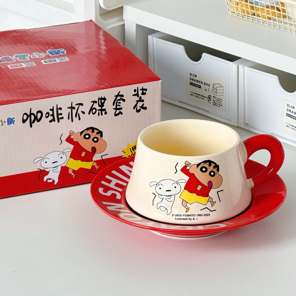 【蠟筆小新】 正版 咖啡杯 馬克杯 水杯 杯子+碟套裝 300ml 陶瓷材質 新之助 小白 送禮 萌兔兔-規格圖5