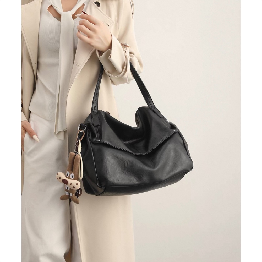 韓系休閒托特包女百搭纯色手提包通勤大容量斜挎包咖啡色附掛件-細節圖5