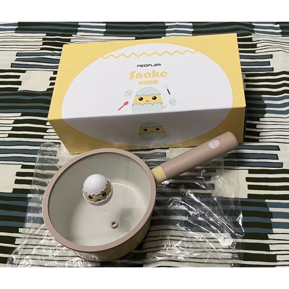 NEOFLAM 小蛇系列鑄造鍋具兩件組-單柄湯鍋+玻璃蓋16公分(IH爐可用鍋/非鐵氟龍不沾塗層)-細節圖6