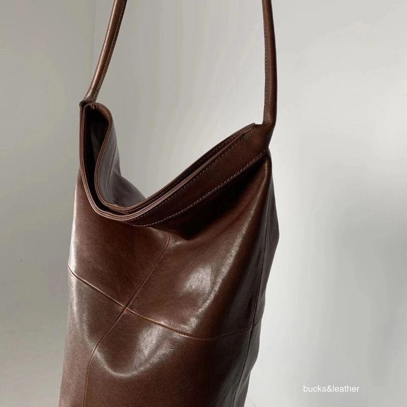 黑現貨 正韓代購 | bucks&leather 復古車線水桶包 | 韓國連線-細節圖2