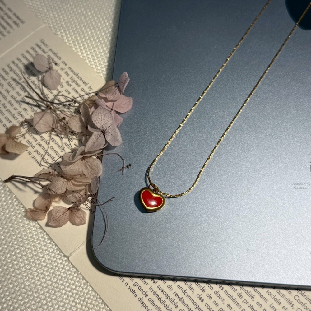 N240_高級感復古風紅色愛心項鍊-細節圖3