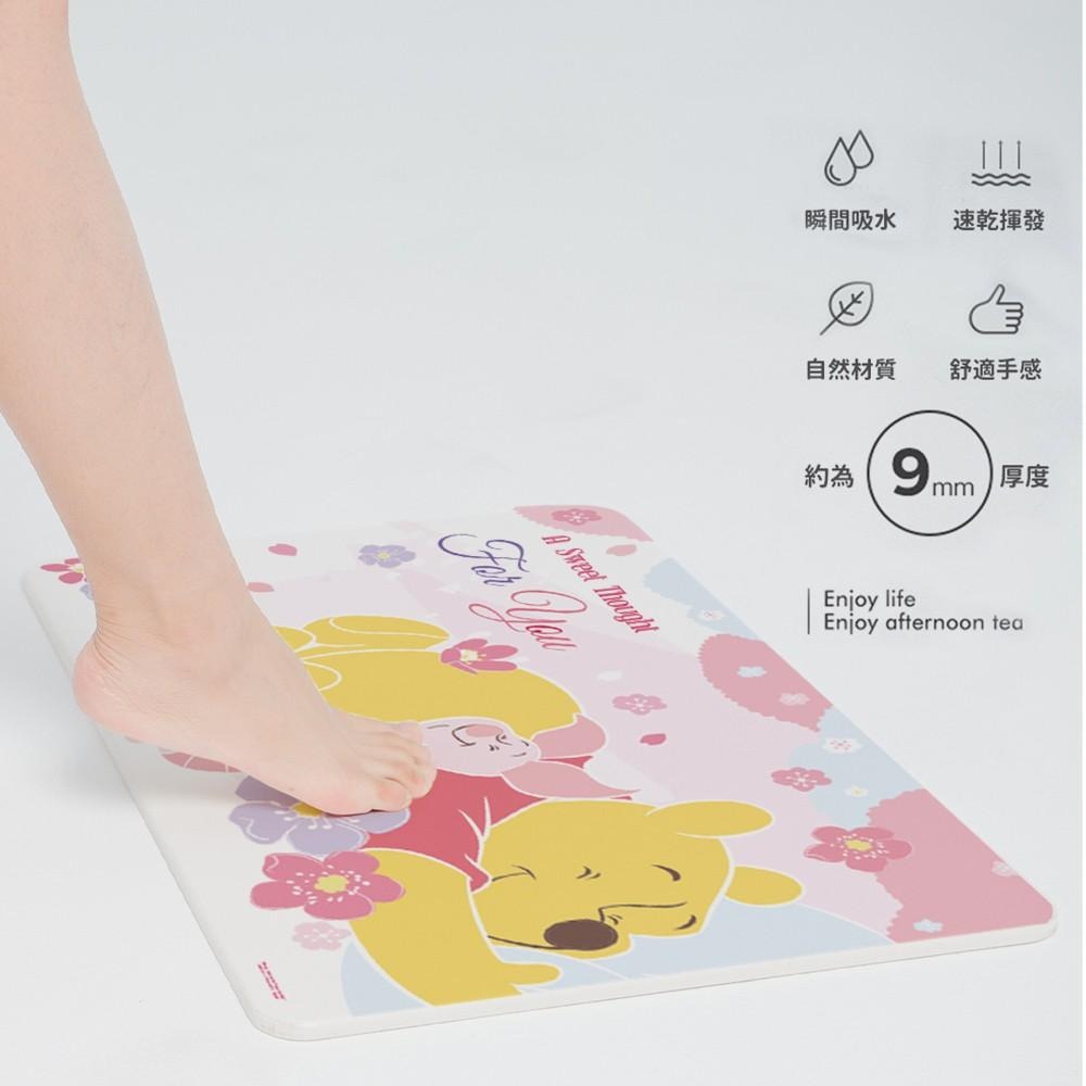 迪士尼Disney 櫻花季珪藻土吸水地墊60x39 維尼 奇奇蒂蒂 邦妮 硅藻土腳踏墊 防潮【5ip8】DN0277-細節圖9