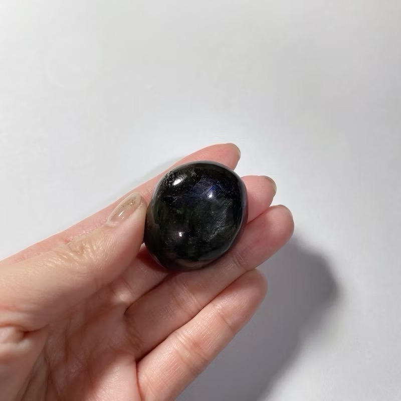 BKL原礦彩光拉長石滾石-細節圖5