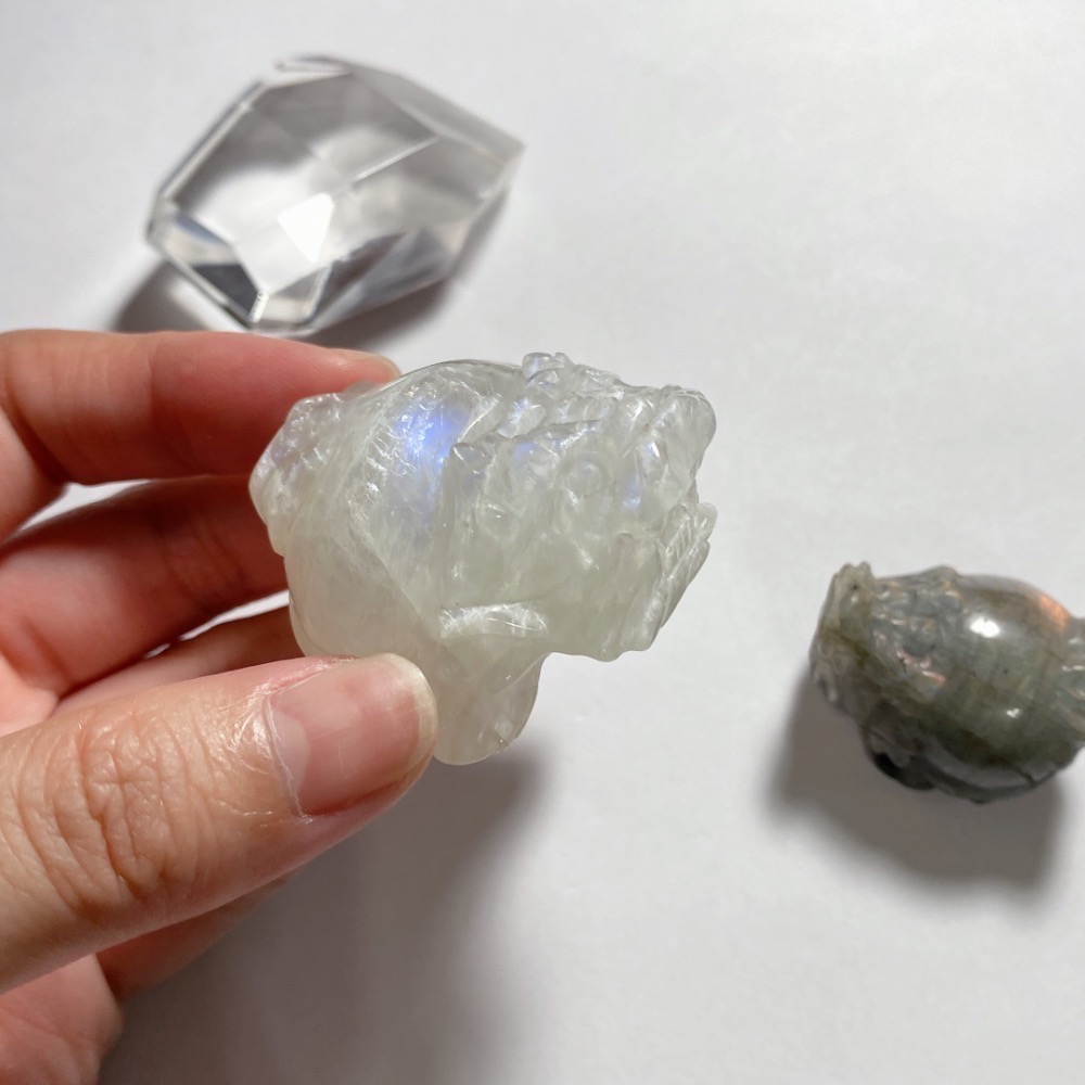 BKL藍月光石x拉長石貔貅雕刻-細節圖6