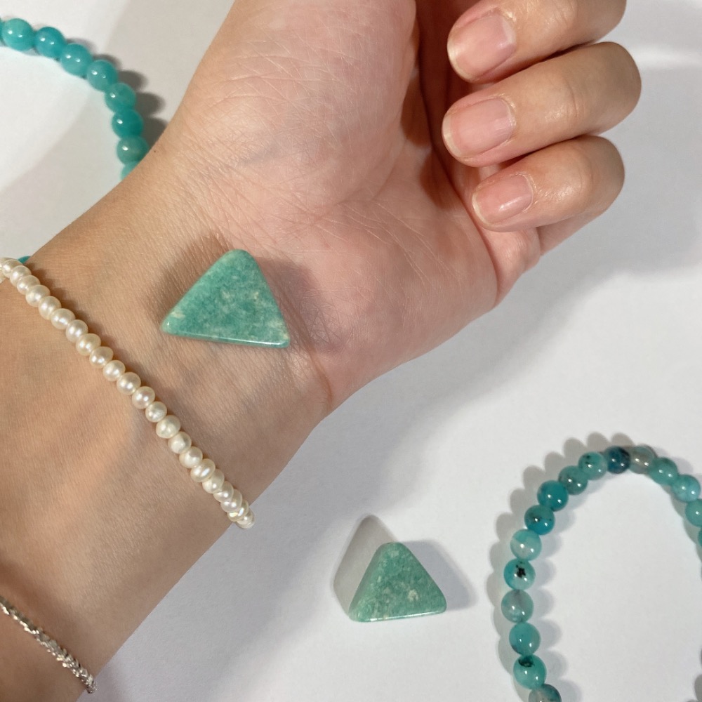 BKL綠天河石三角形雕刻｜直通孔-細節圖4