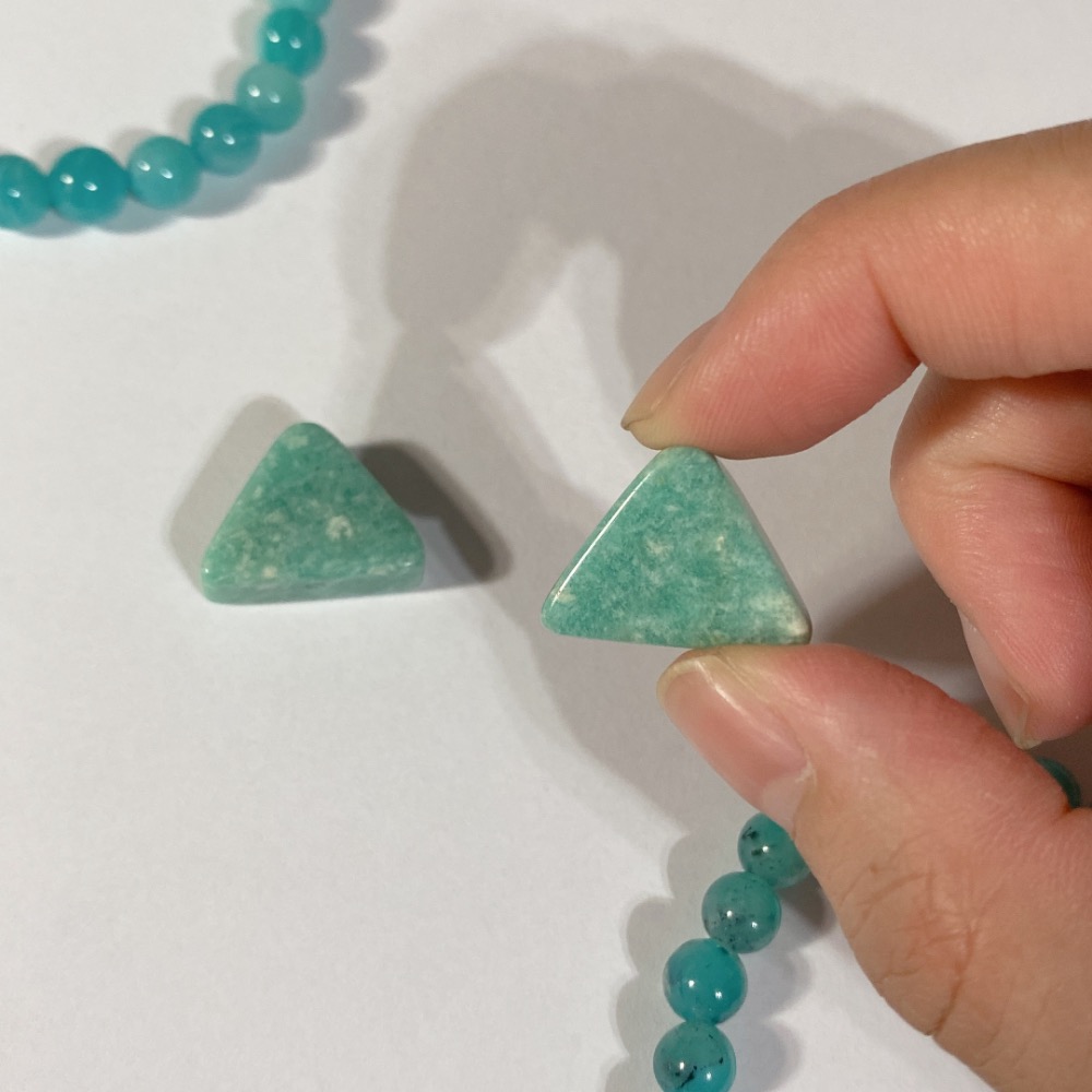 BKL綠天河石三角形雕刻｜直通孔-細節圖9