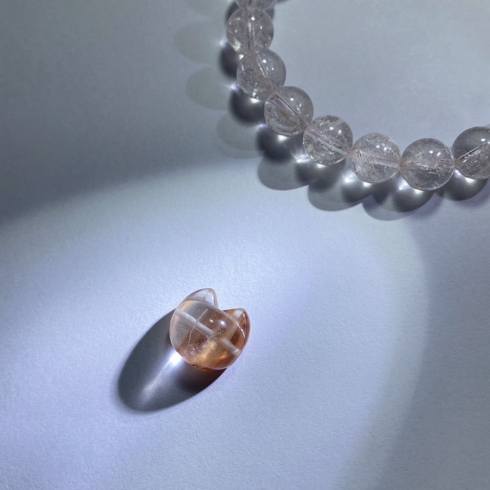 BKL紅兔毛水晶貓咪雕刻戒面｜橫通孔-細節圖6