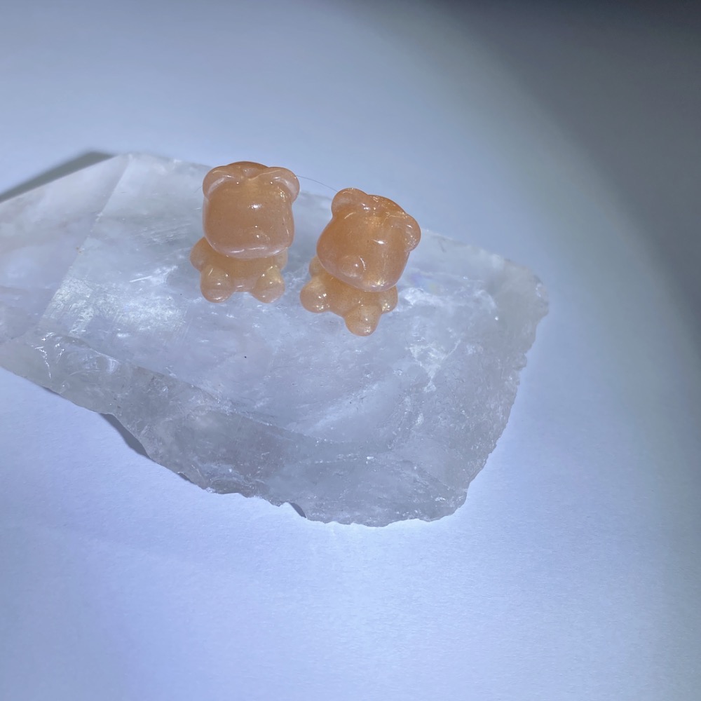 BKL金沙橙月光石坐姿熊雕刻｜直通孔-細節圖2