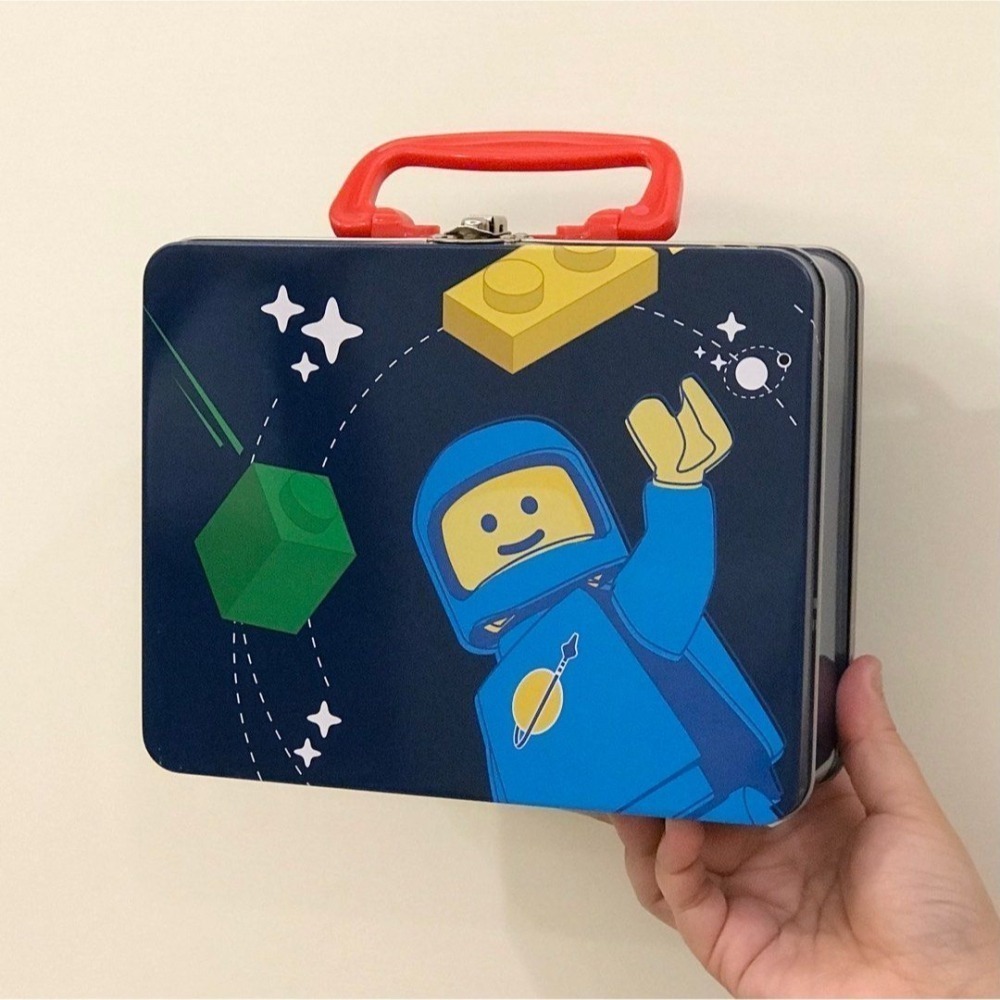 LEGO 太空人豆豆旅行裝 收納鐵盒 內含 41954 + 底板一片，全新未拆-細節圖2