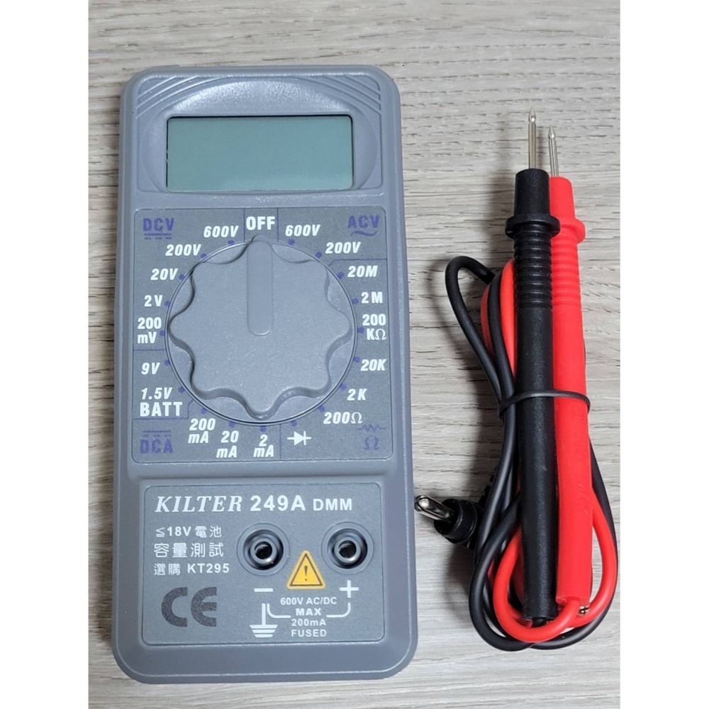 (巧雲家) K249耐用型數字電表 多功能電子式數字三用電表 耐震 掌上型數字電錶 TR 蜂鳴 LED 附電錶線-細節圖2