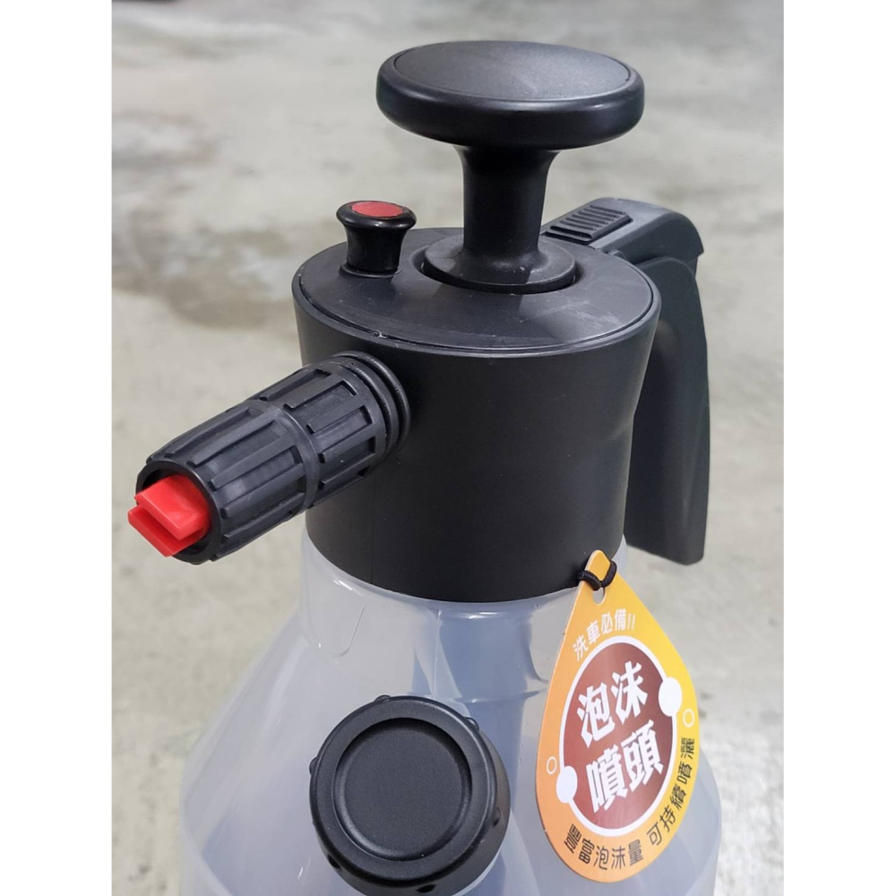 (巧雲家) 米諾諾 4孔強力氣壓噴壺2L 氣壓噴瓶 耐酸鹼噴瓶 壓力式噴壺 高壓噴槍 噴霧器 氣壓式噴霧瓶 耐酸鹼-細節圖7