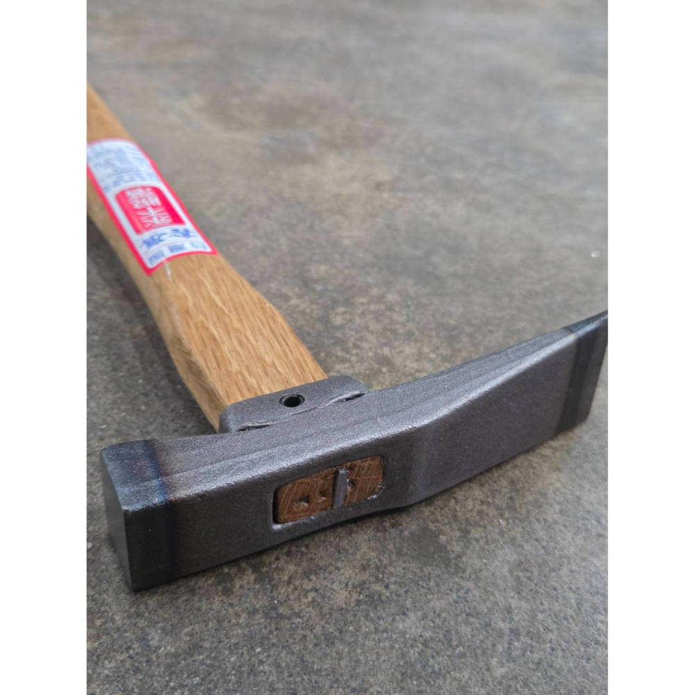 (巧雲家) 鑫鷹磚鎚(不脫落)-B級 台製-武甲鋼磚鎚 磚鎚 磚鎚 磁磚鎚 鐵鎚 磚仔鎚 磚槌 磚錘 磚錘-細節圖4