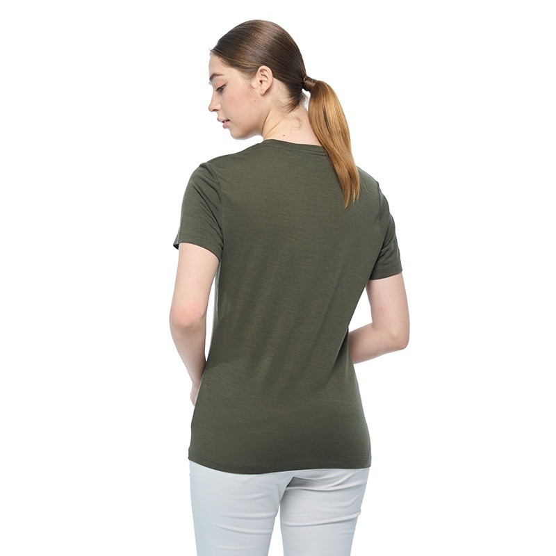 荒野WILDLAND 女款 100%美麗諾150印花短袖衣 0B02603 黑色 中層衣 OUTDOOR NICE-細節圖3