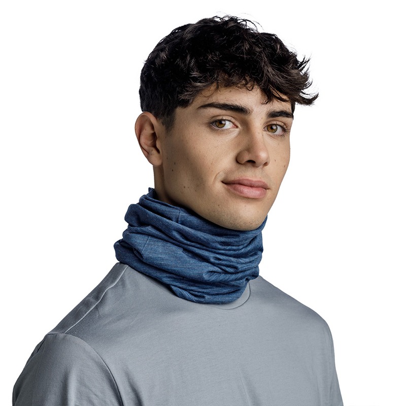 西班牙BUFF 魔術頭巾 舒適素面-美麗諾羊毛頭巾 深海藍紋 117819-759 圍巾 脖圍 OUTDOOR NICE-細節圖4