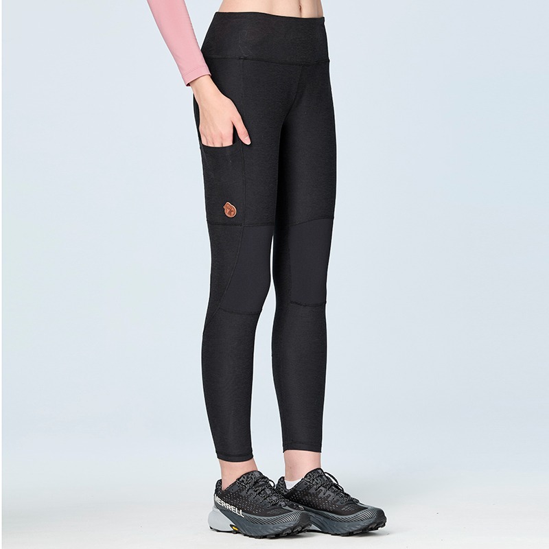 荒野 WILDLAND 女款超彈雙色拼接貼身褲 W2688 黑色 內搭褲 運動緊身褲 OUTDOOR NICE-細節圖4