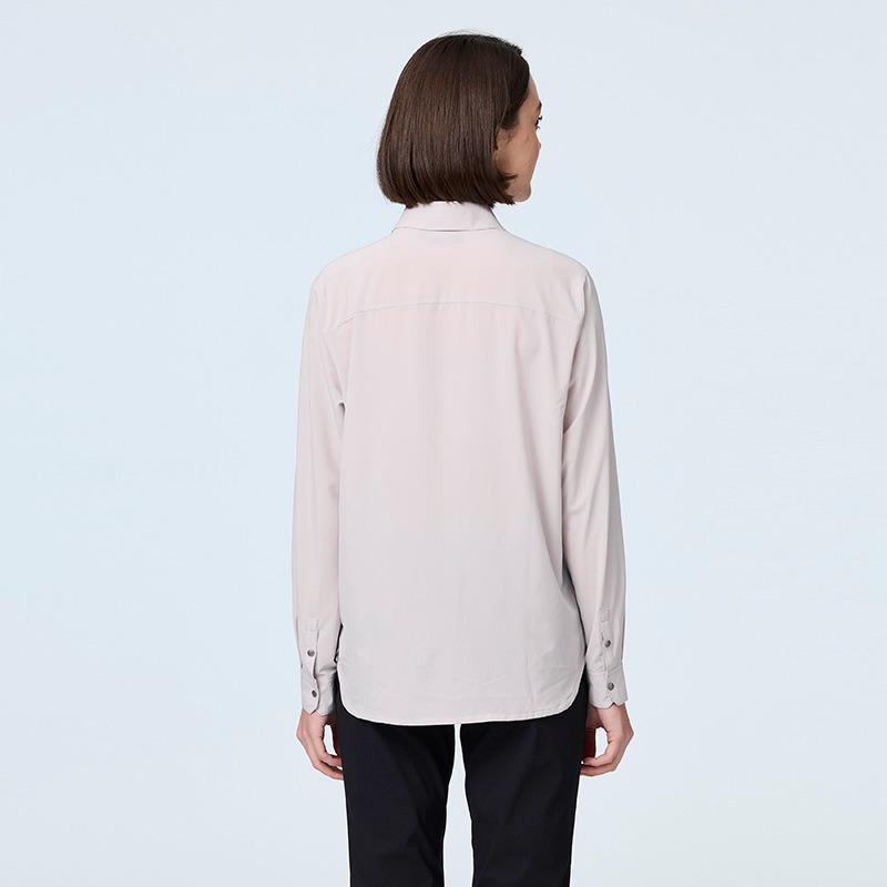 荒野WILDLAND 女款彈性極輕量抗UV長袖襯衫 0B21205 冰山灰 排汗襯衫 防曬襯衫 OUTDOOR NICE-細節圖4