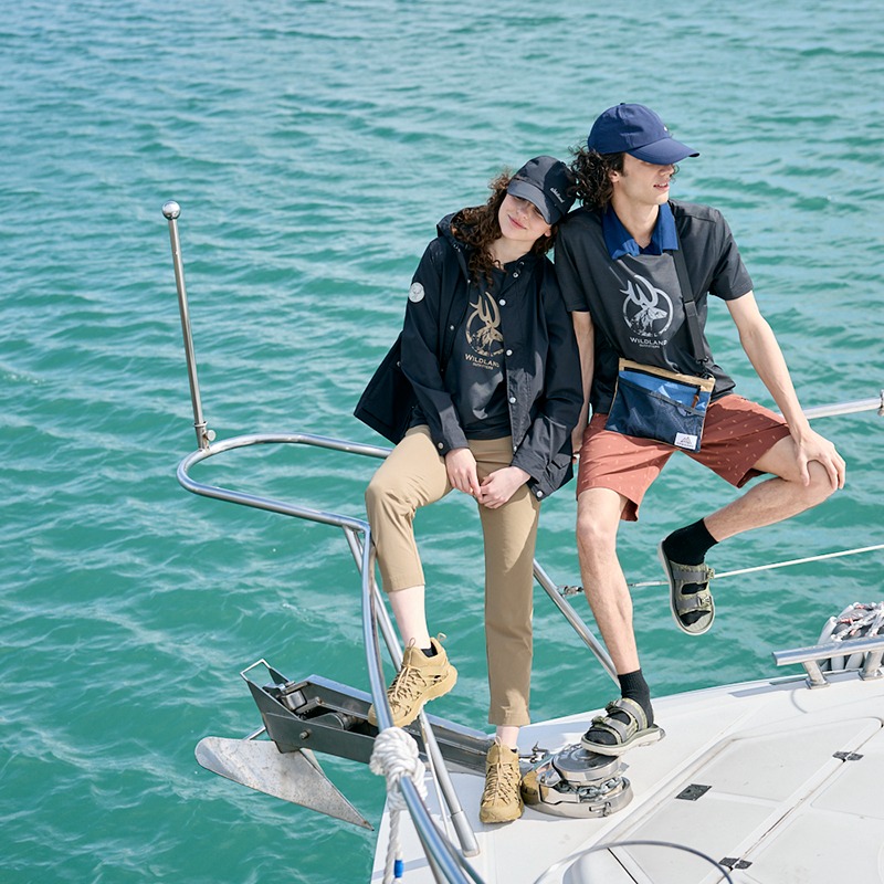 荒野WILDLAND 女款防潑抗UV機能連帽外套 0B21901 印黑色 防曬外套 機能外套 OUTDOOR NICE-細節圖6