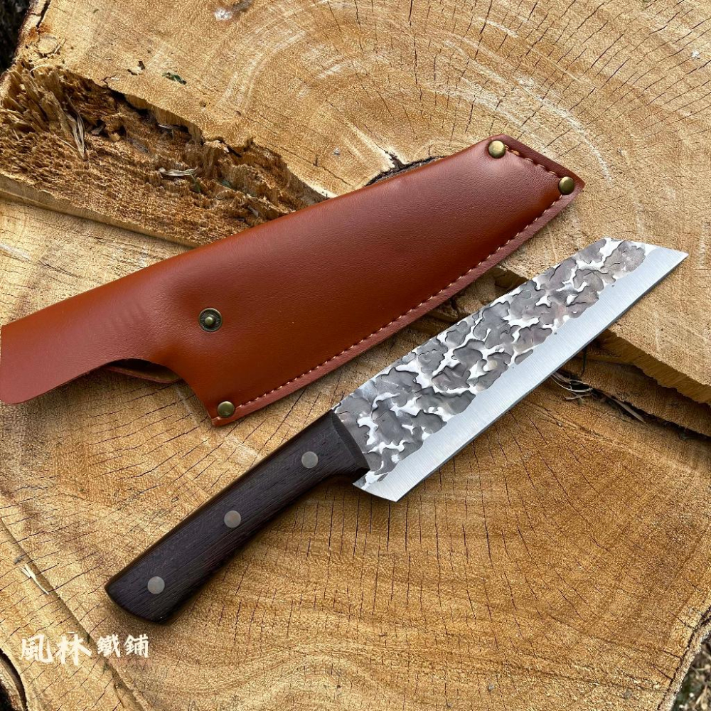 【鍛打錘紋萬用刀 系列三刀】有附皮套(台灣現貨)三德刀萬用刀系列有三刀 打孔切肉刀 彎背萬用刀 切付牛刀 利與美的好刀-細節圖2