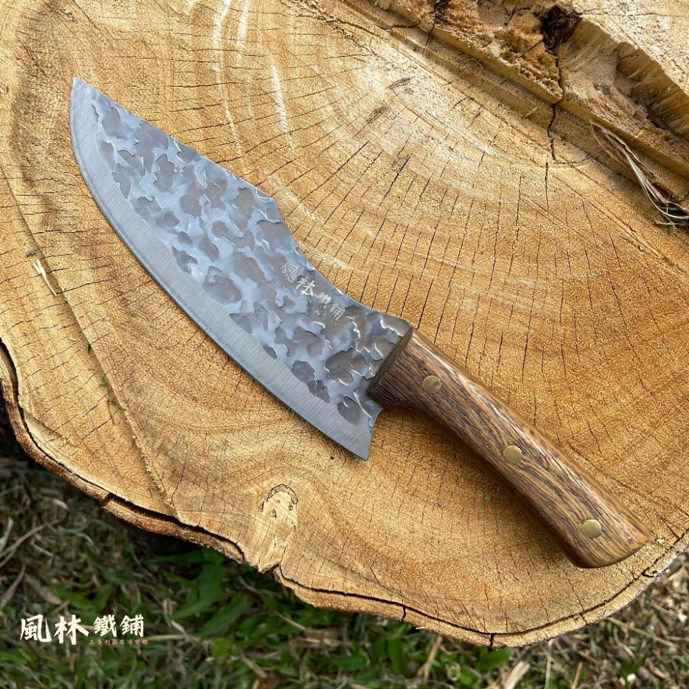 【鍛打錘紋萬用刀 系列三刀】有附皮套(台灣現貨)三德刀萬用刀系列有三刀 打孔切肉刀 彎背萬用刀 切付牛刀 利與美的好刀-細節圖4