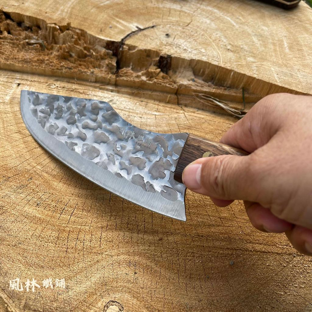 【鍛打錘紋萬用刀 系列三刀】有附皮套(台灣現貨)三德刀萬用刀系列有三刀 打孔切肉刀 彎背萬用刀 切付牛刀 利與美的好刀-細節圖5