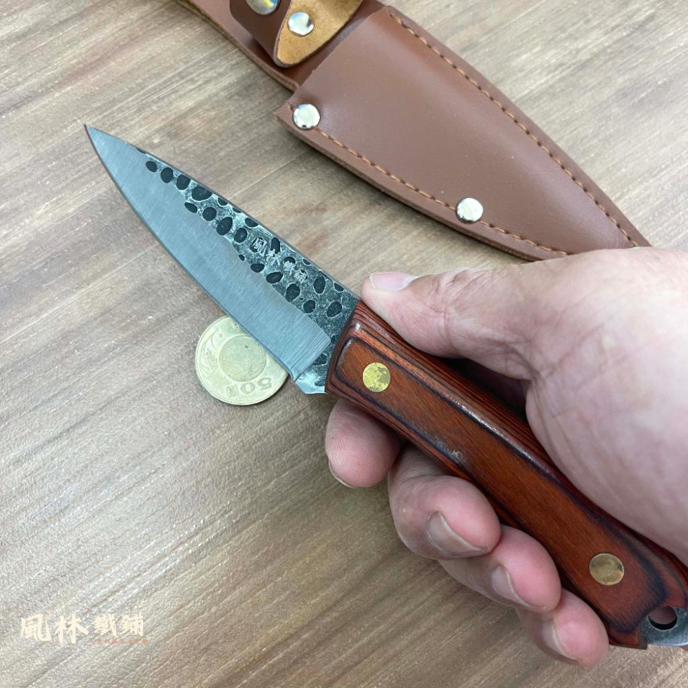 【鍛打錘紋萬用小刀】附皮套 (台灣現貨供應)手把肉刀 野外切肉刀 魚刀 多用刀 手扒肉烤肉分割剔骨刀 水果削皮小刀-細節圖7