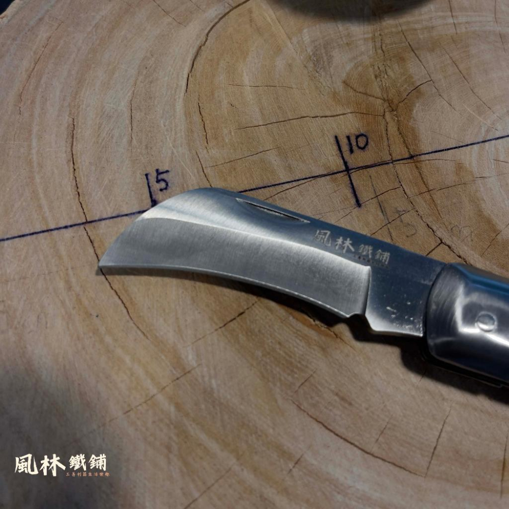 【不鏽鋼木柄彎頭折疊修枝嫁接刀】農友最愛台灣現貨果樹園藝修枝嫁接不鏽鋼刀刃切削枝條避感染 木柄握把可折疊收納安全方便攜帶-細節圖5
