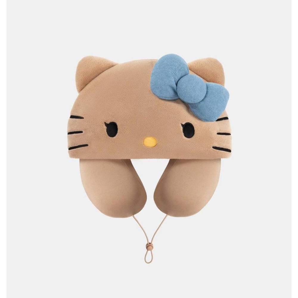 𝐥𝐮𝐜𝐤𝐲☘️現貨 黑皮Kitty 旅行套裝 Hello Kitty 旅行枕 頸枕 毯子三件套 牛仔帆布袋 U型枕-細節圖6