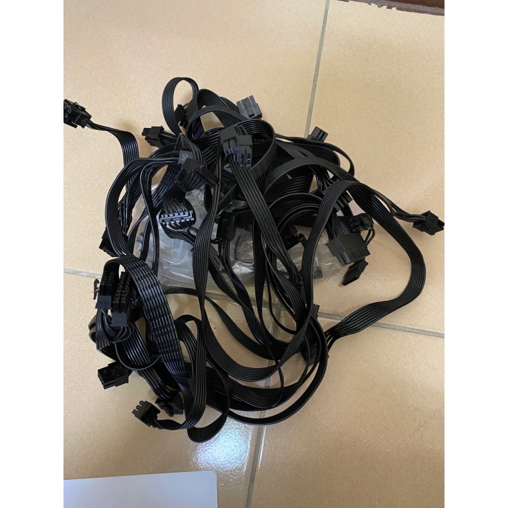 君主創世紀850w電源供應器-細節圖3