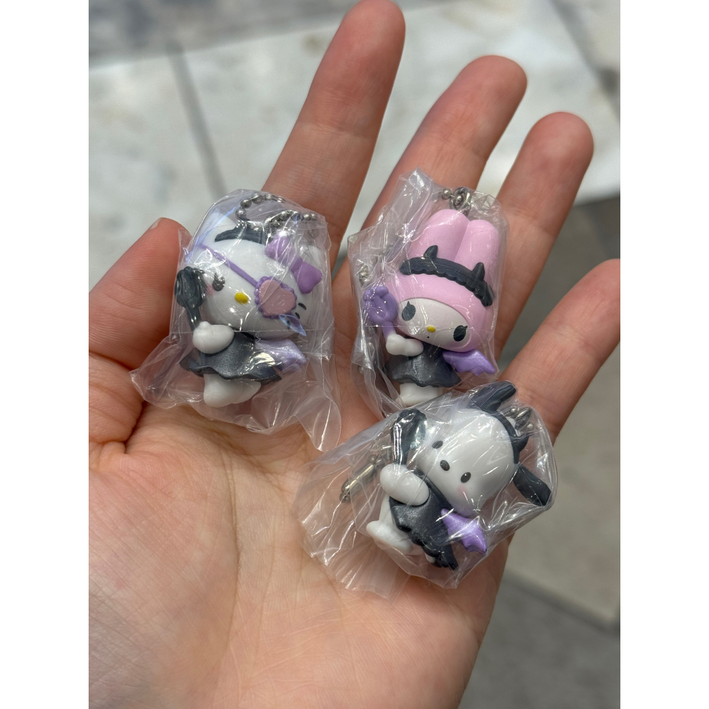 三麗鷗 新品 小惡魔扭蛋吊飾 🎯🫟-細節圖3