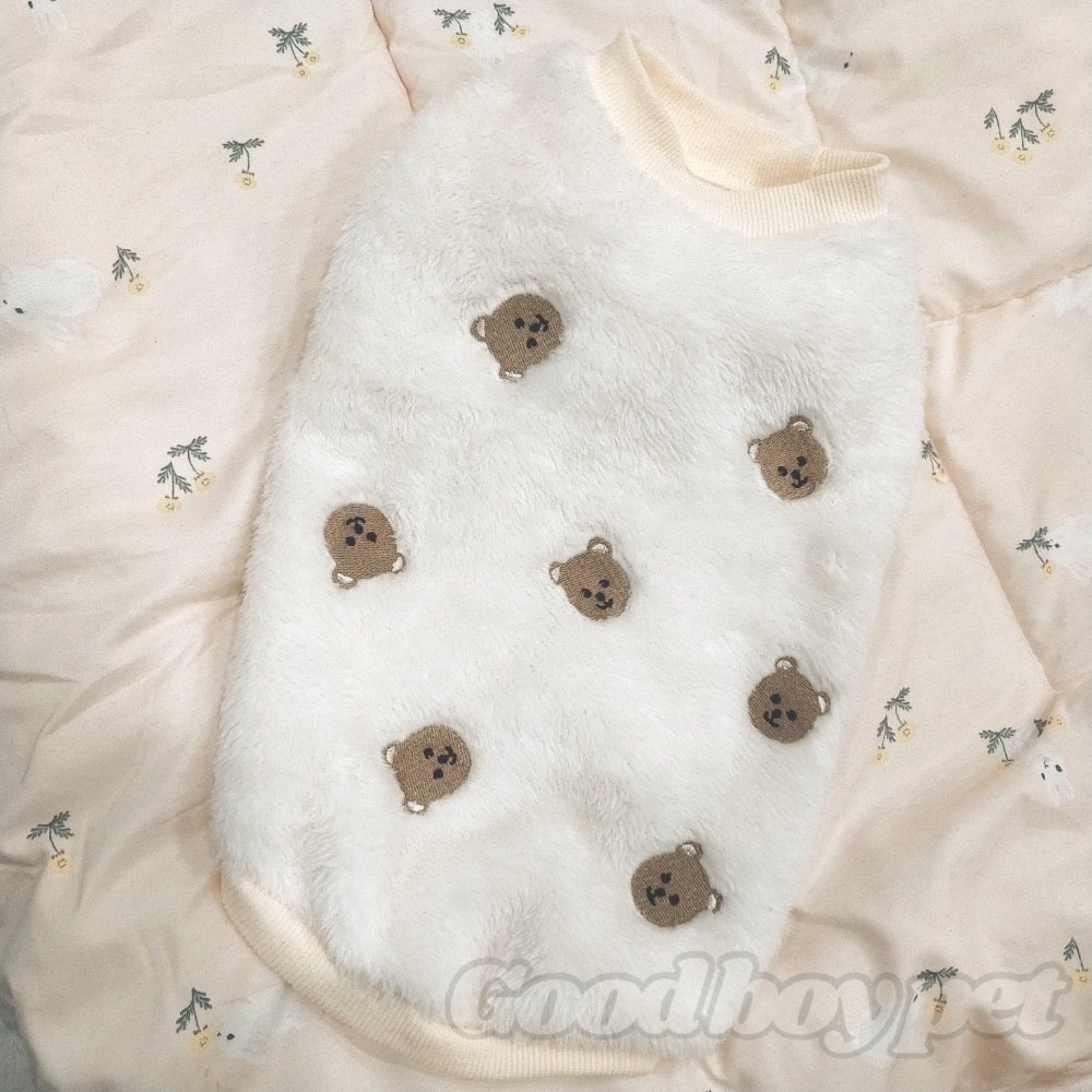 ♡【A02 預購】毛絨絨刺繡小熊軟糯背心 貓狗衣服 寵物衣服 巧乖寵物 貴賓比熊瑪爾濟斯吉娃娃衣服-細節圖4